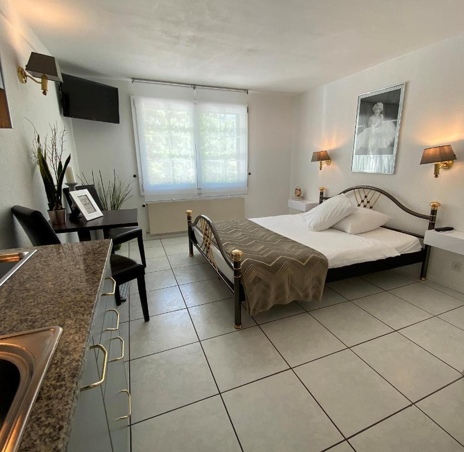Apart-Hôtel Le Pont-de-Thielle Gals Extérieur photo