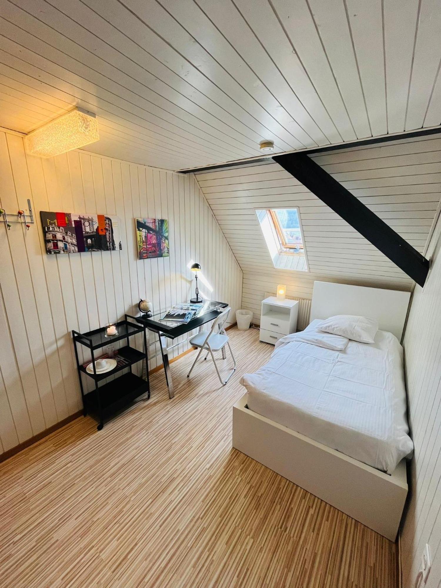 Apart-Hôtel Le Pont-de-Thielle Gals Extérieur photo